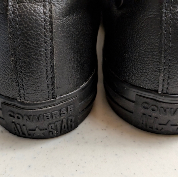 Converse Chuck Taylor Shoes All Star HighTop Black Leather 135251C Mens Size 11 - Picture 12 of 12
